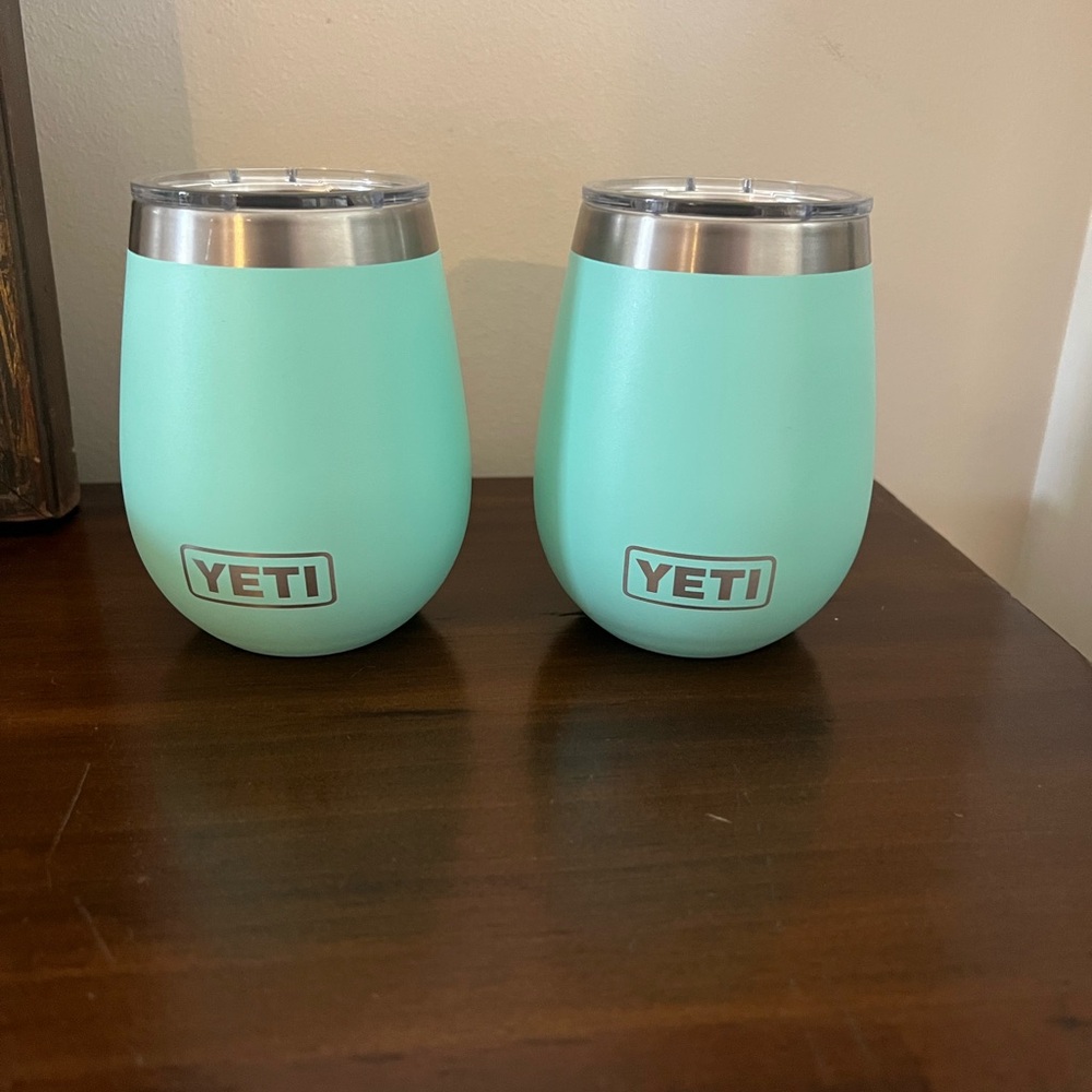 YETI Wine Insulated Tumblers - Set of 2